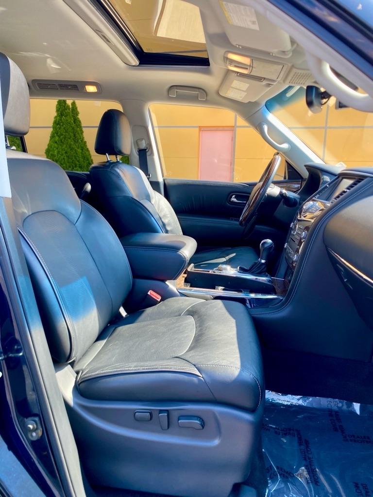 Infiniti QX80  2017