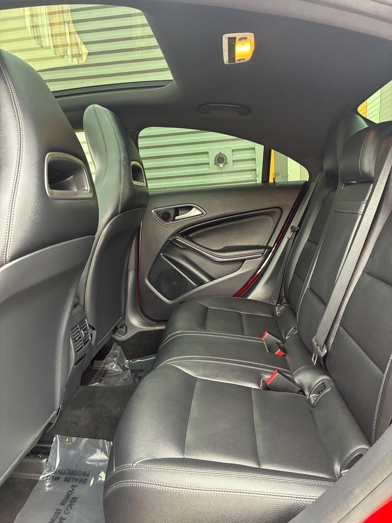 Mercedes-Benz CLA-Class  2015