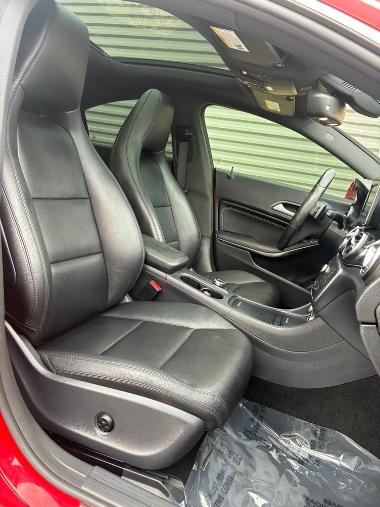 Mercedes-Benz CLA-Class  2015