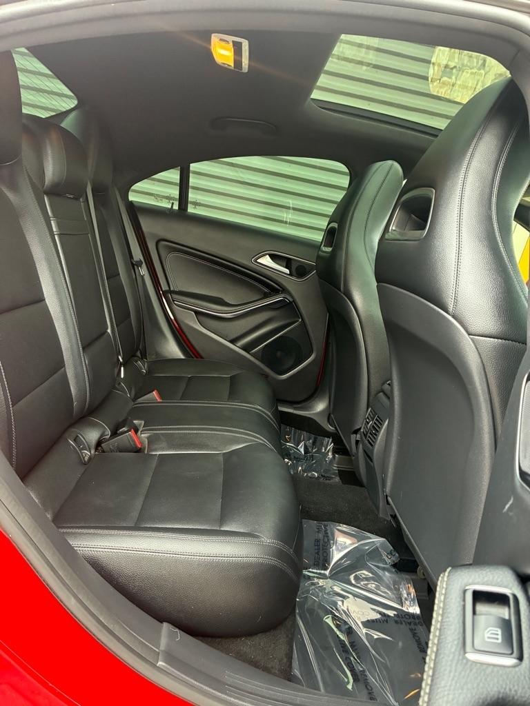 Mercedes-Benz CLA-Class  2015