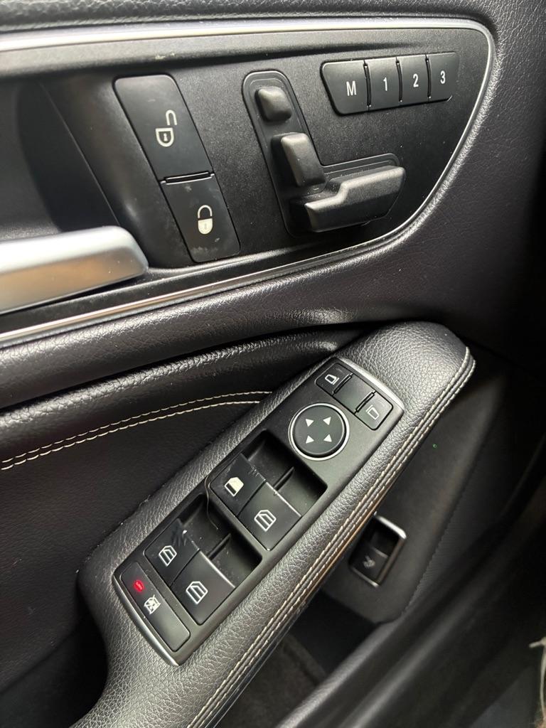 Mercedes-Benz CLA-Class  2015