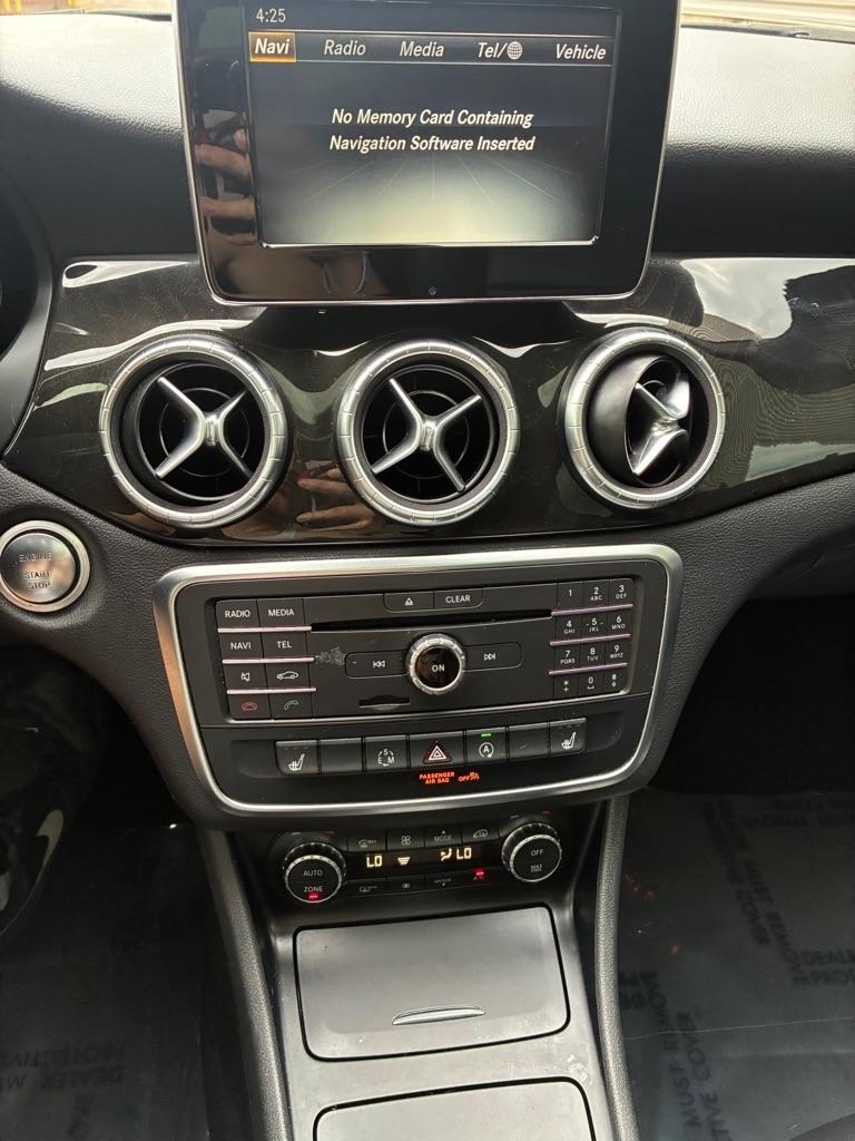 Mercedes-Benz CLA-Class  2015
