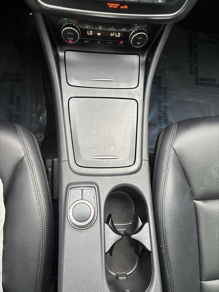 Mercedes-Benz CLA-Class  2015