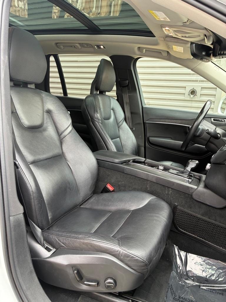 Volvo XC90  2020