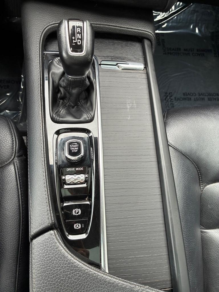 Volvo XC90  2020