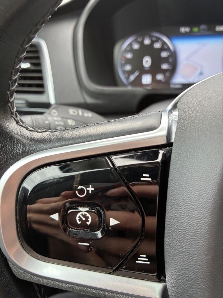 Volvo XC90  2020