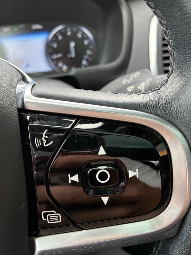 Volvo XC90  2020