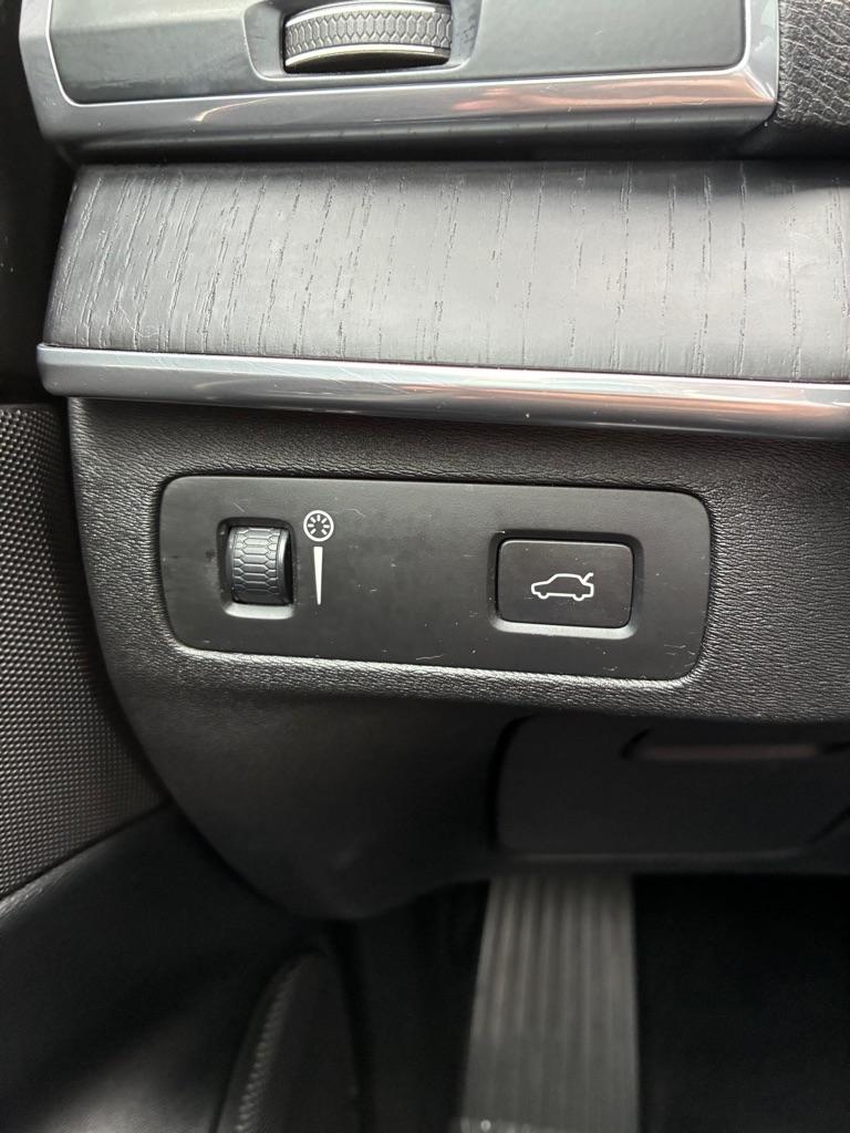 Volvo XC90  2020