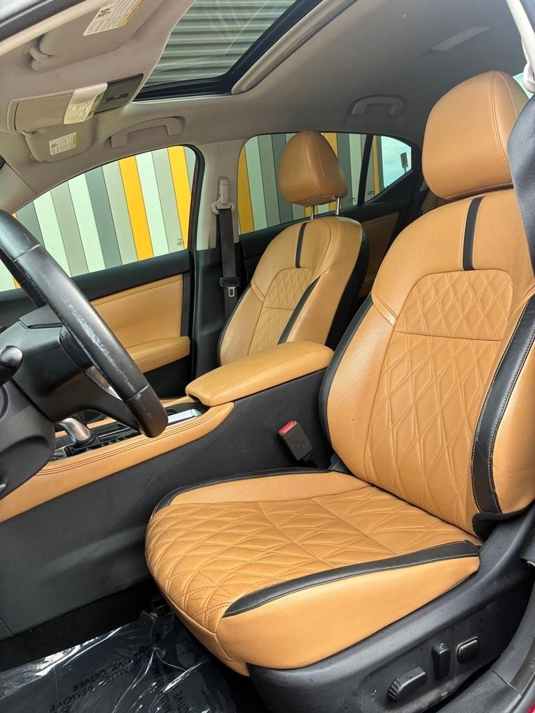 Nissan Sentra  2020