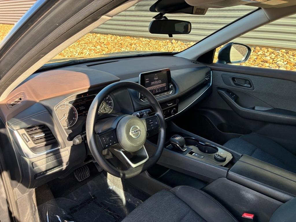 Nissan Rogue  2021