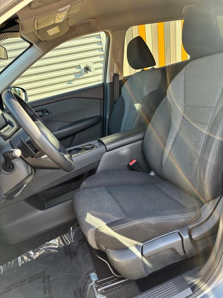 Nissan Rogue  2021