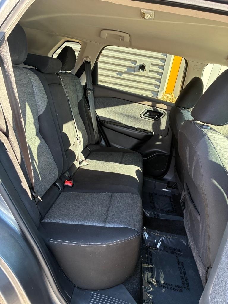 Nissan Rogue  2021
