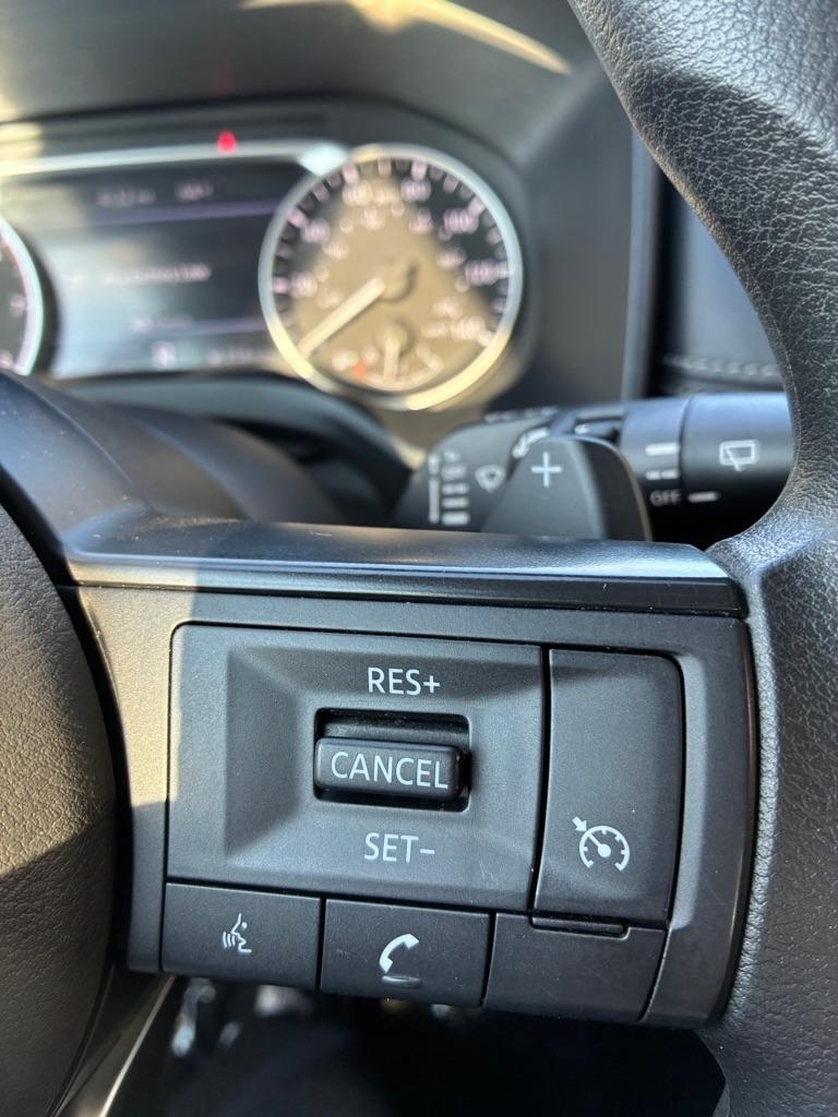 Nissan Rogue  2021