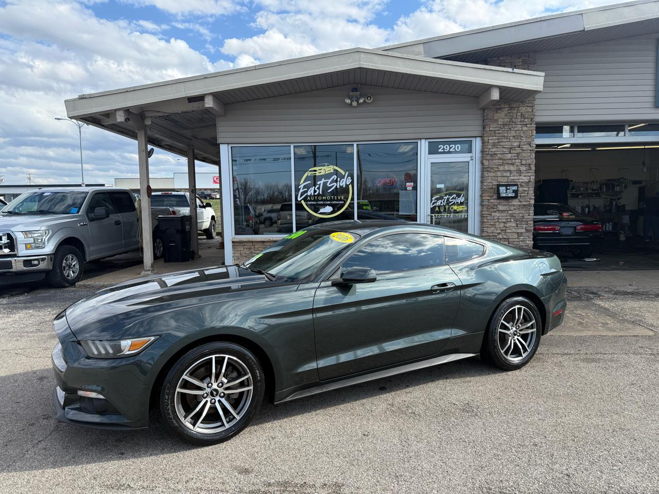 Ford Mustang EcoBoost Coupe 2016