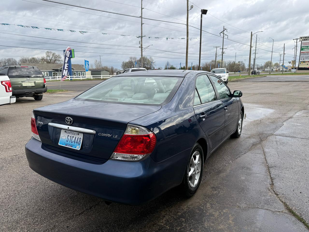Toyota Camry LE 2005