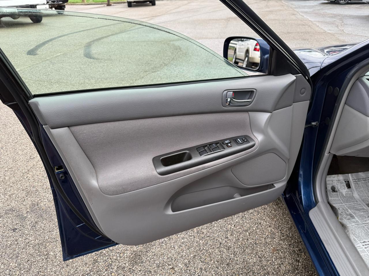 Toyota Camry LE 2005