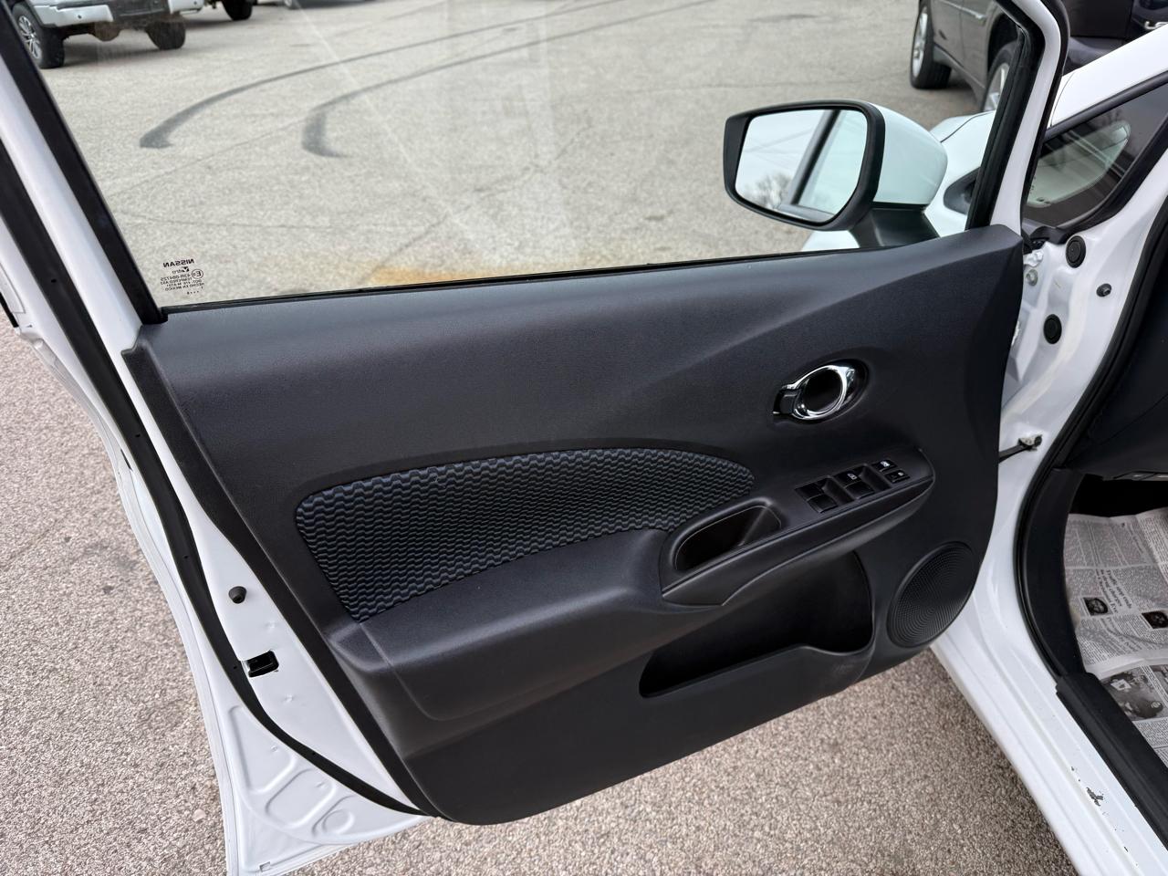 Nissan Versa Note S 2016