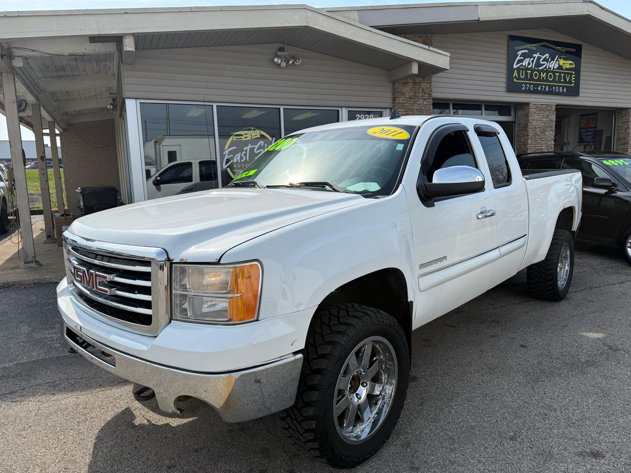 GMC Sierra 1500 SLE Ext. Cab 4WD 2011