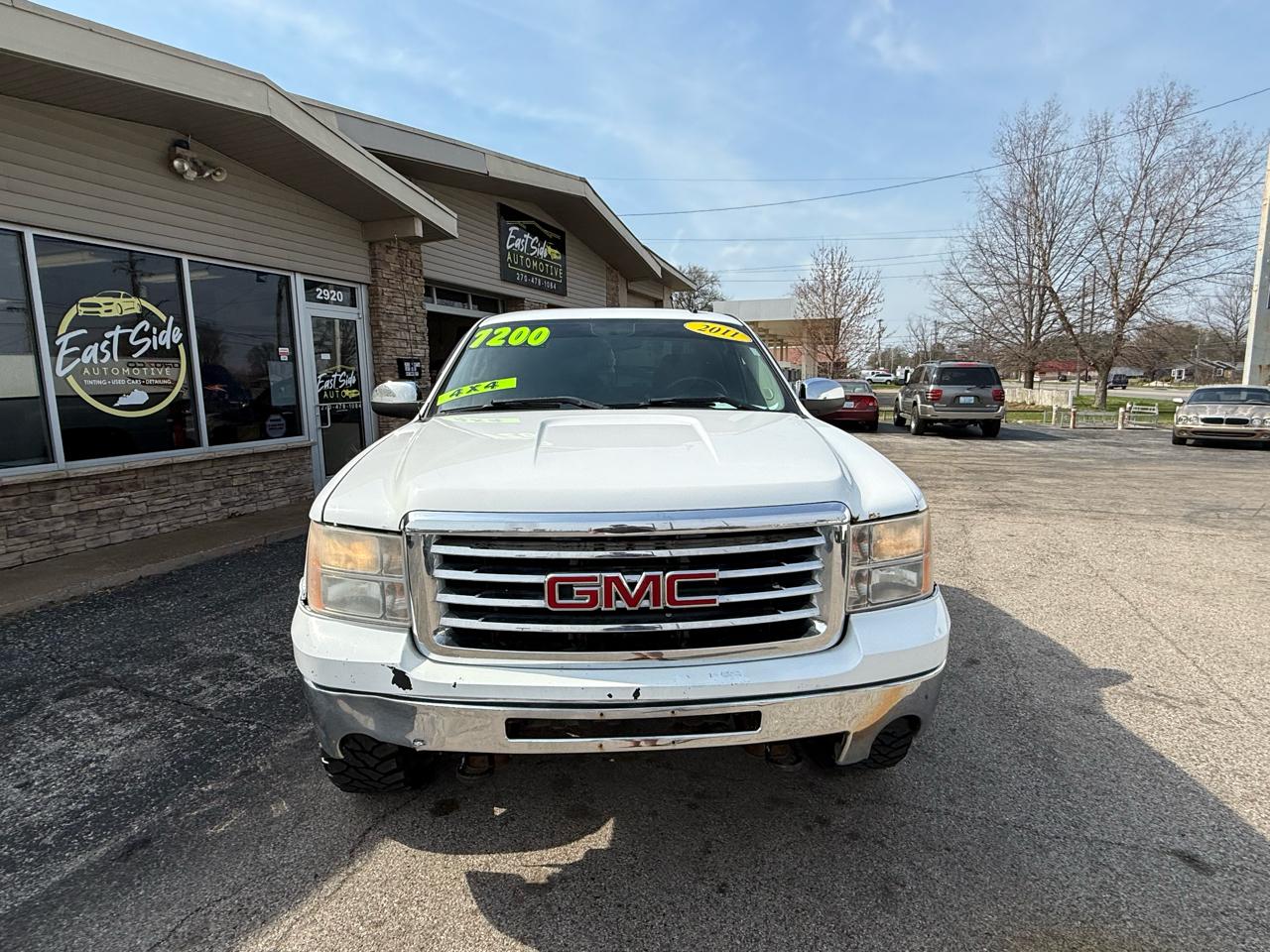 GMC Sierra 1500 SLE Ext. Cab 4WD 2011