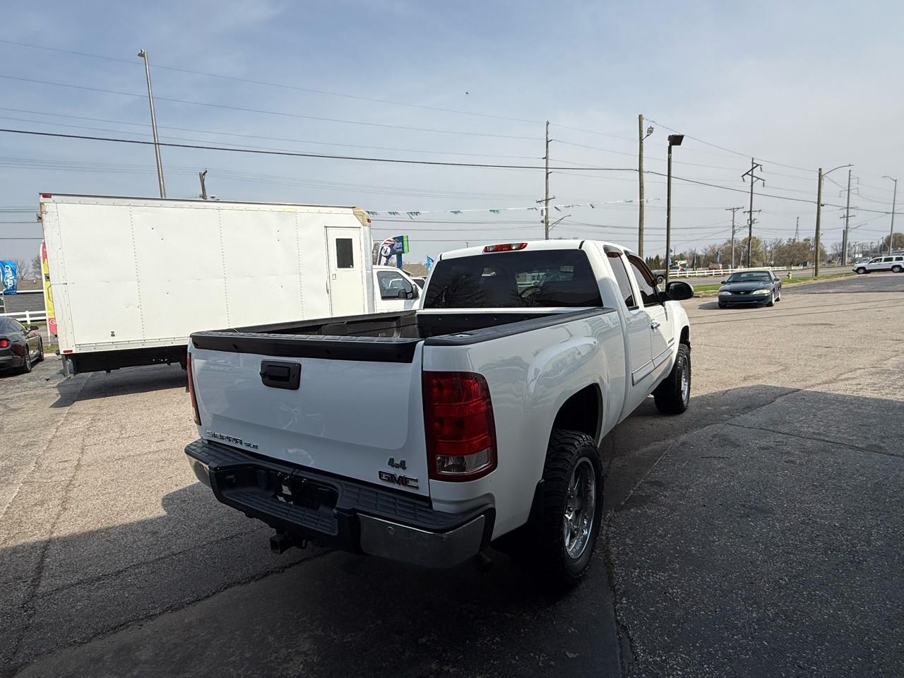 GMC Sierra 1500 SLE Ext. Cab 4WD 2011