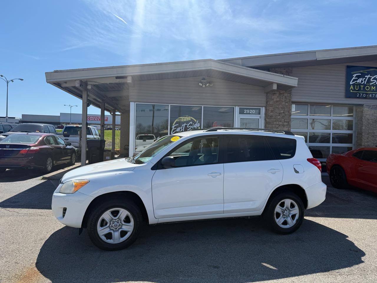 Toyota RAV4 Base I4 4WD 2011