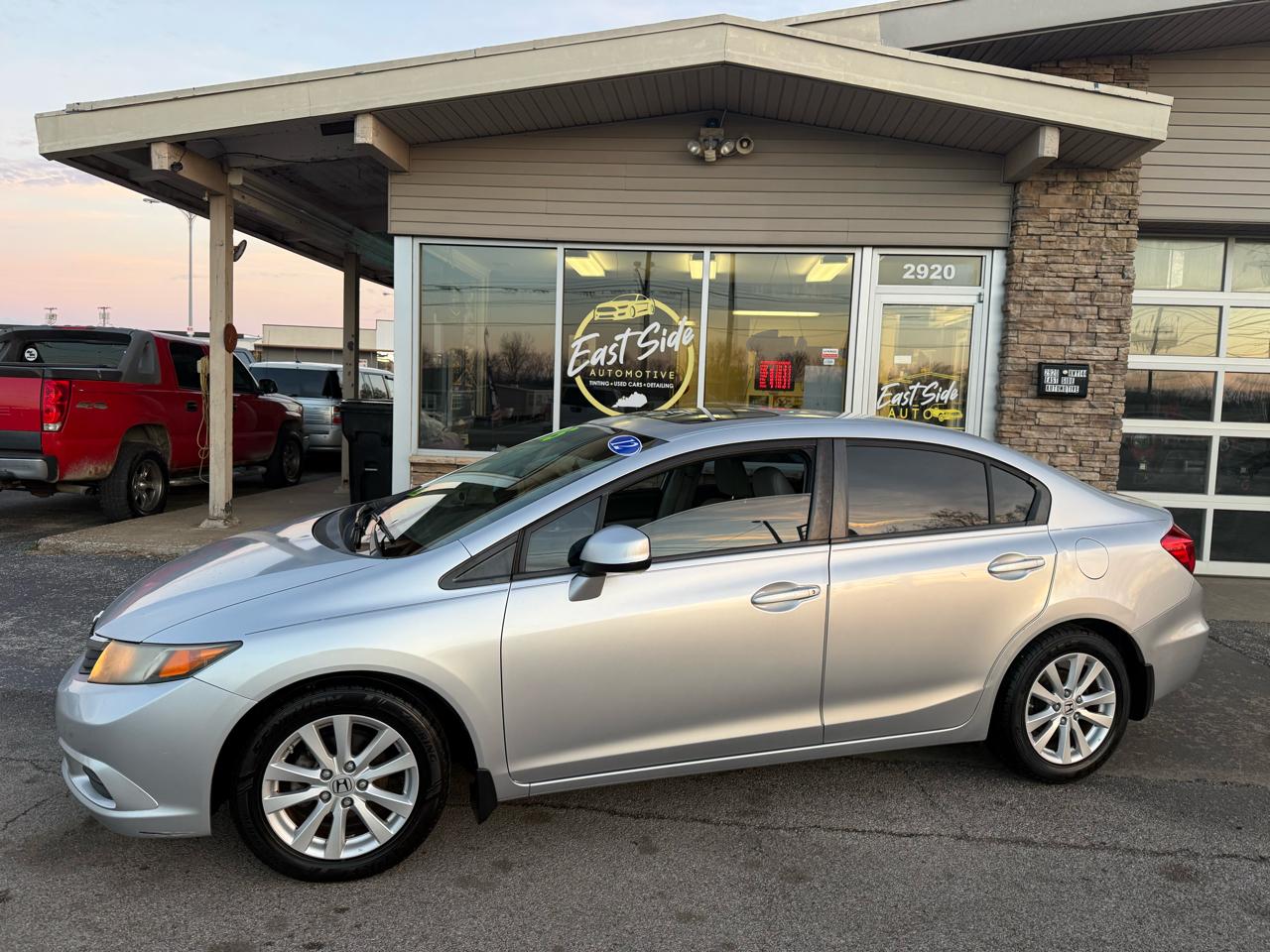 Honda Civic EX-L Sedan 5-Speed AT 2012