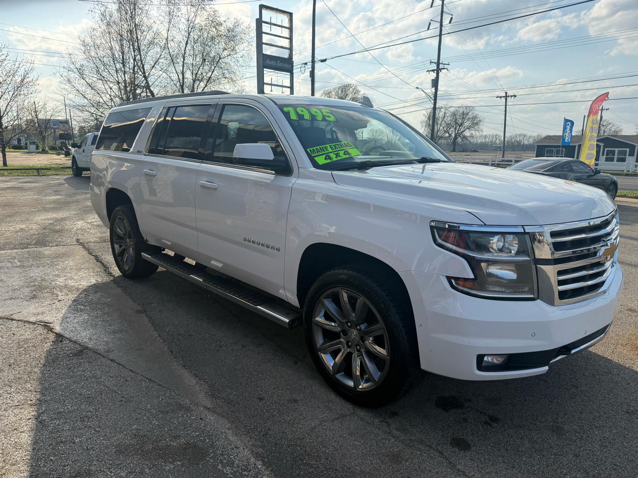 Chevrolet Suburban LT 1500 4WD 2015