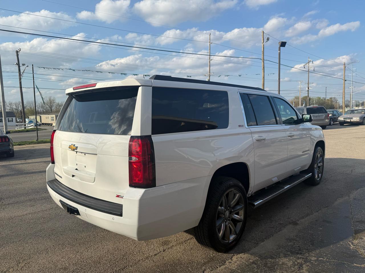 Chevrolet Suburban LT 1500 4WD 2015