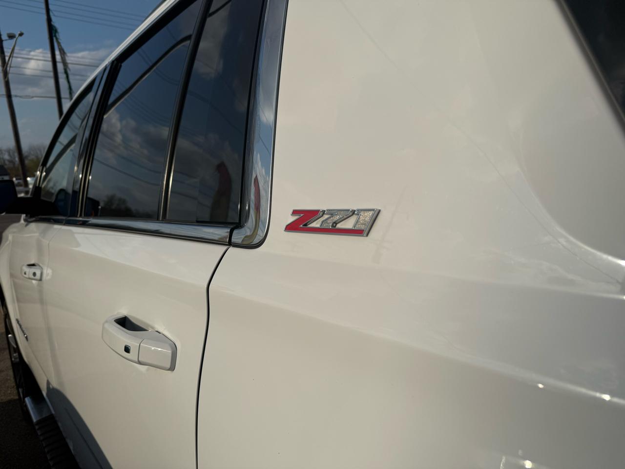 Chevrolet Suburban LT 1500 4WD 2015