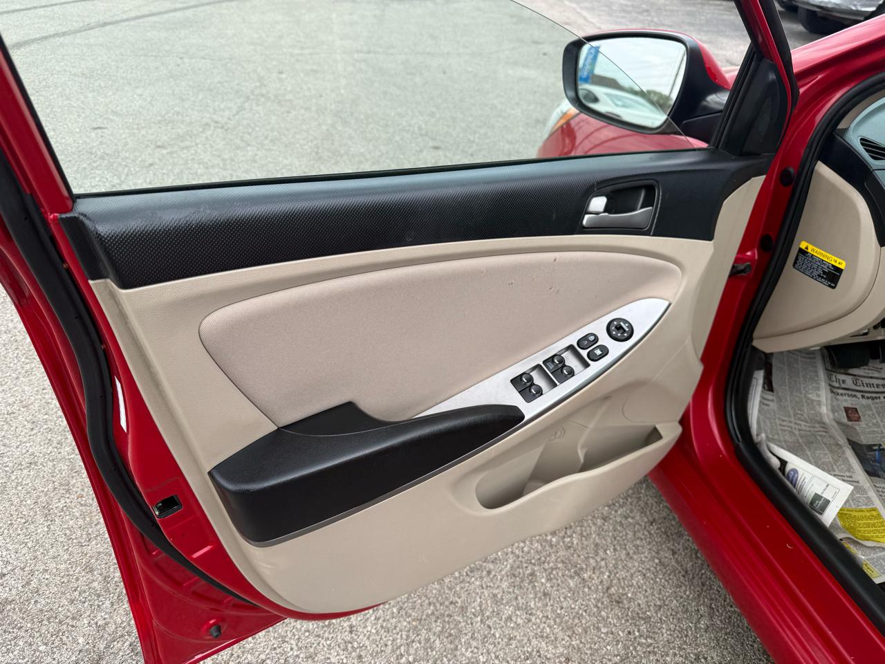 Hyundai Accent SE 4-Door 6A 2016