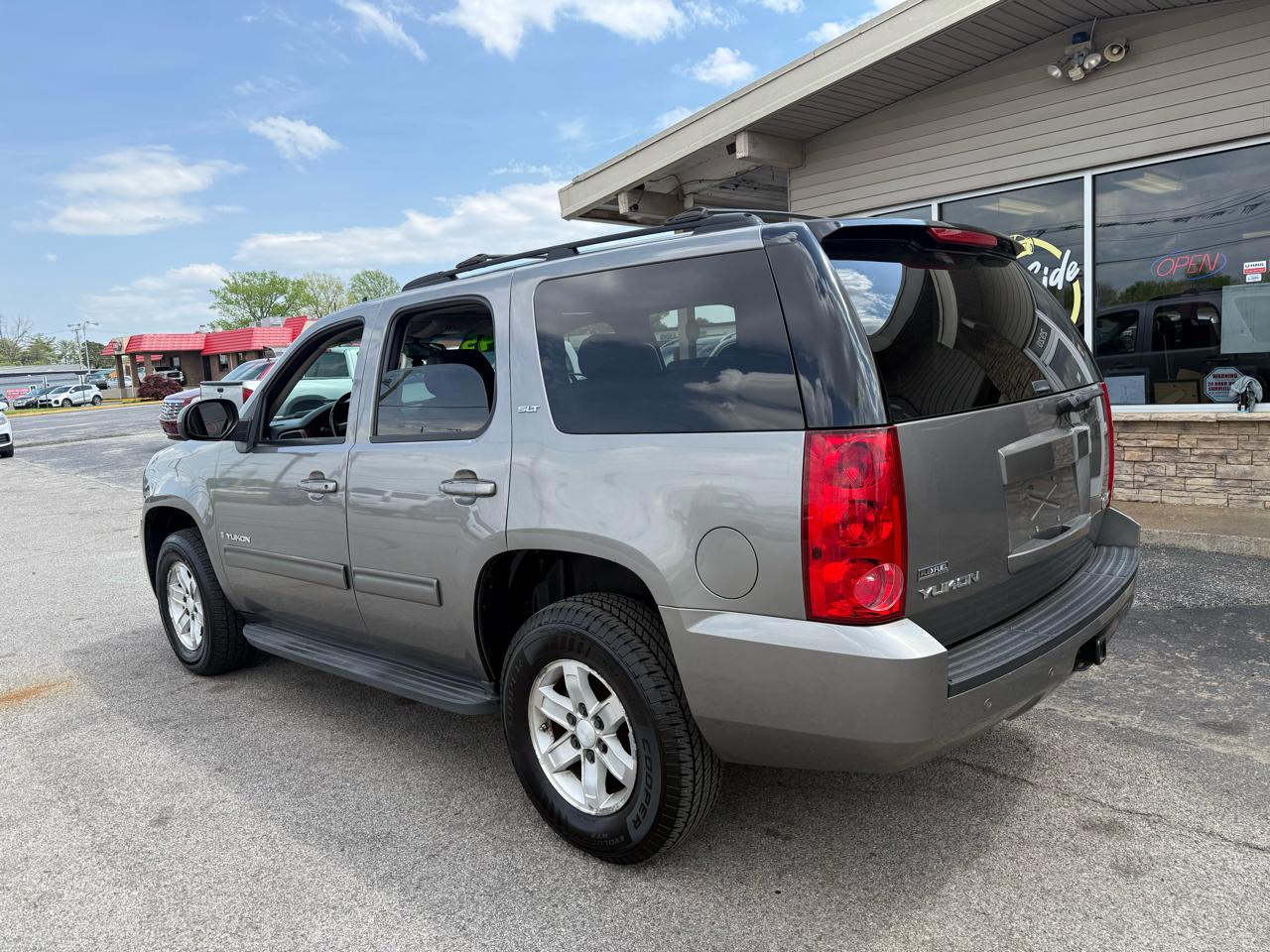 GMC Yukon SLT-1 4WD 2009