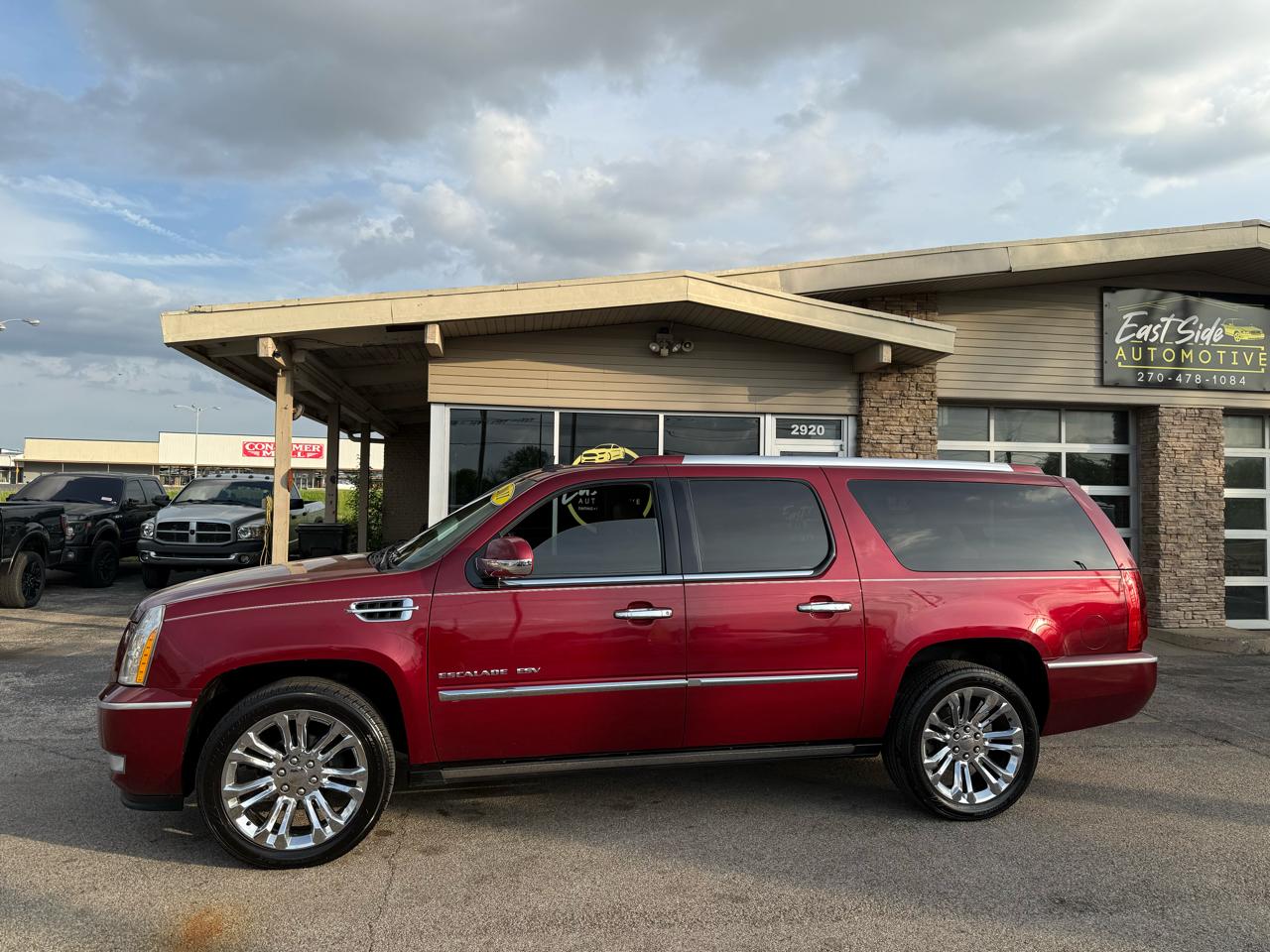 Cadillac Escalade ESV AWD Premium 2011