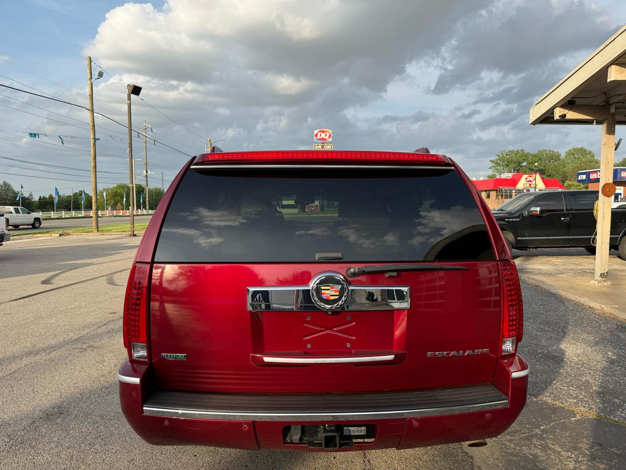 Cadillac Escalade ESV AWD Premium 2011