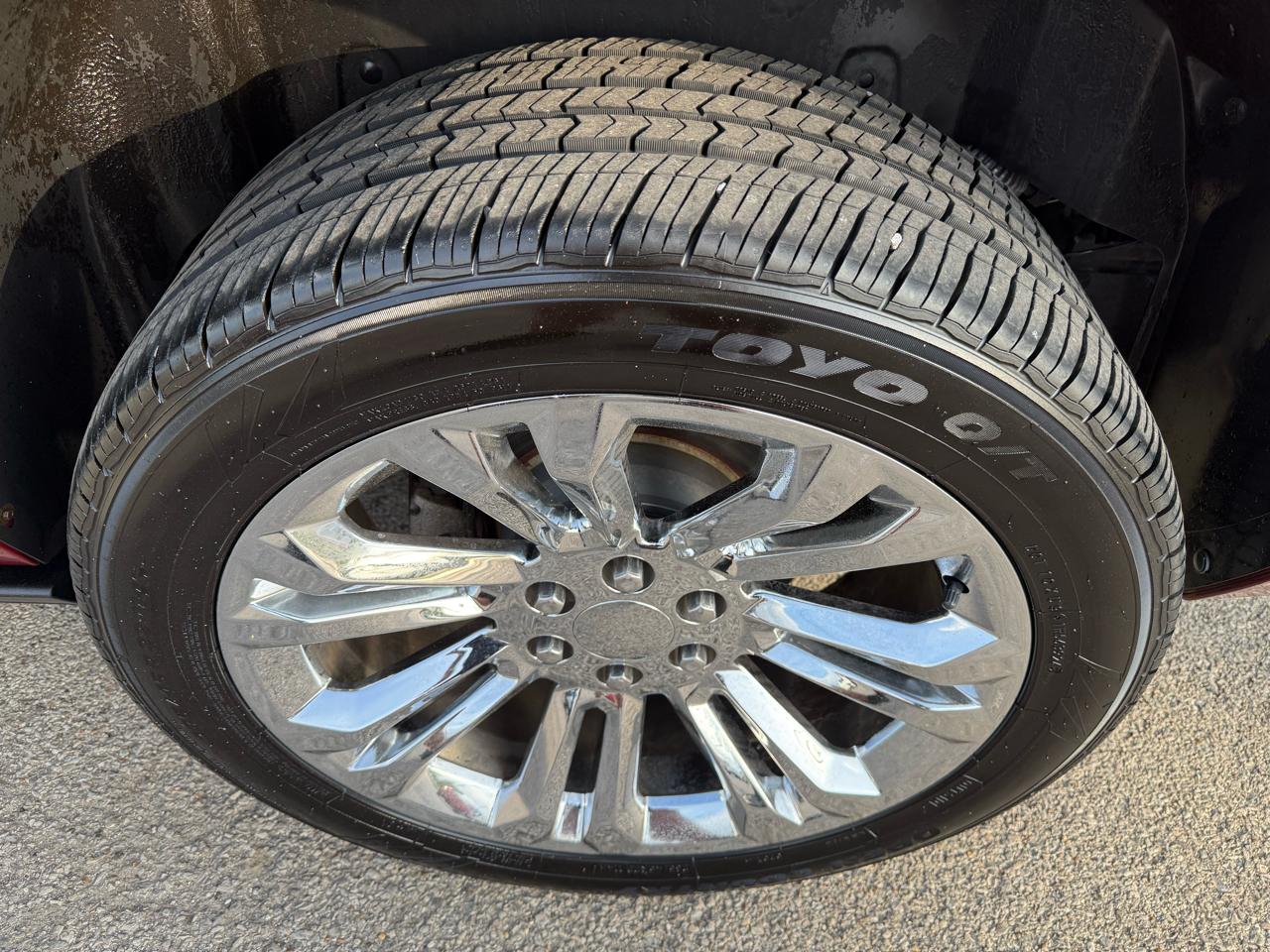 Cadillac Escalade ESV AWD Premium 2011