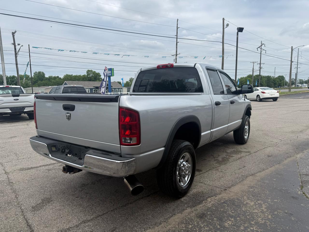 Dodge Ram 2500 Quad Cab Long Bed 4WD 2006