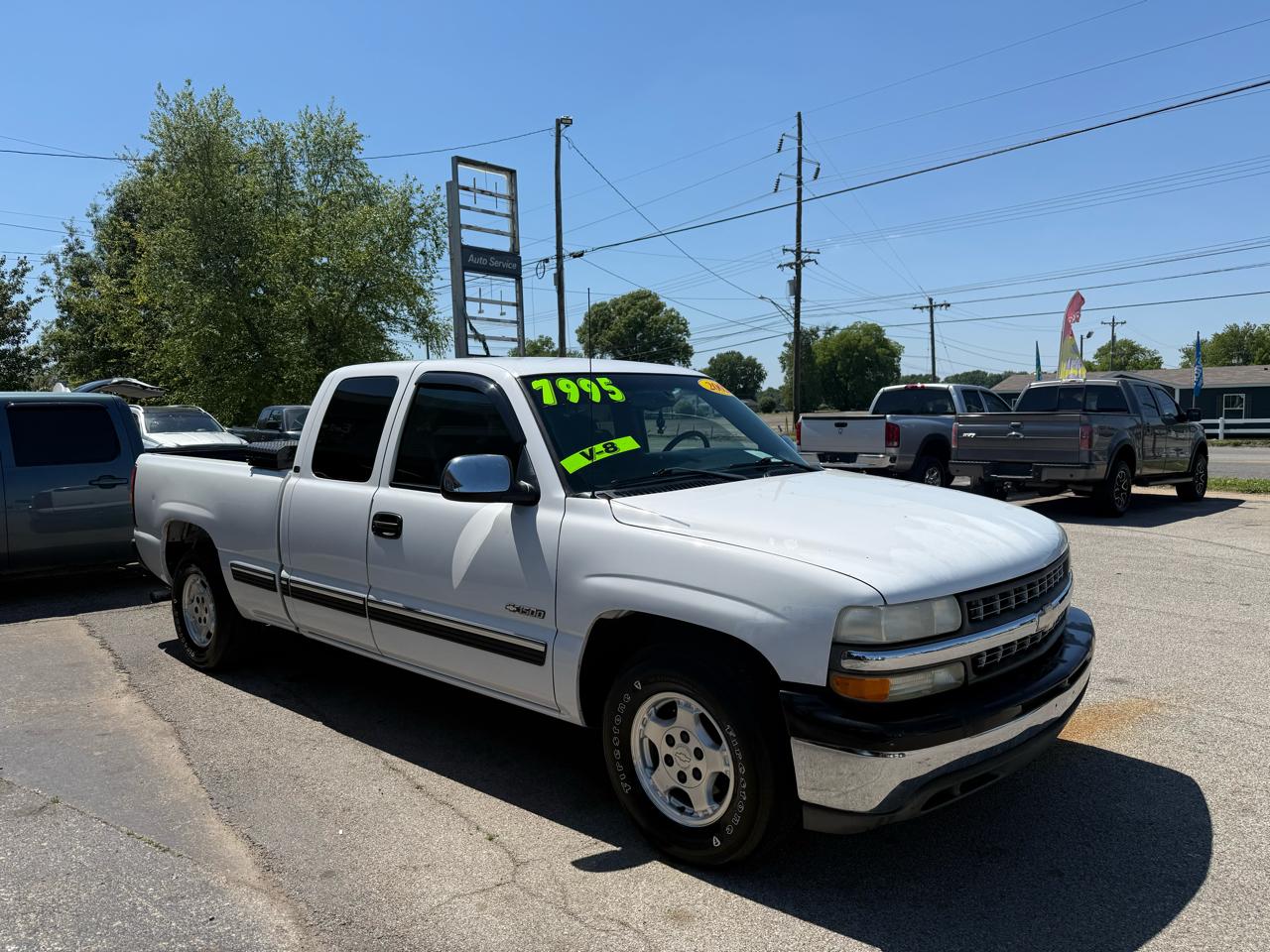 Chevrolet Silverado 1500 Short Bed 2WD 2001