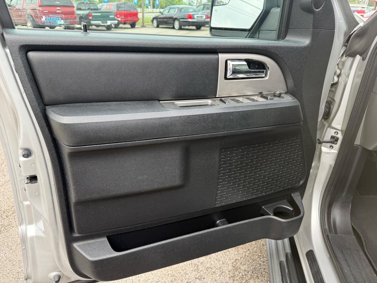 Ford Expedition EL XLT 4WD 2016