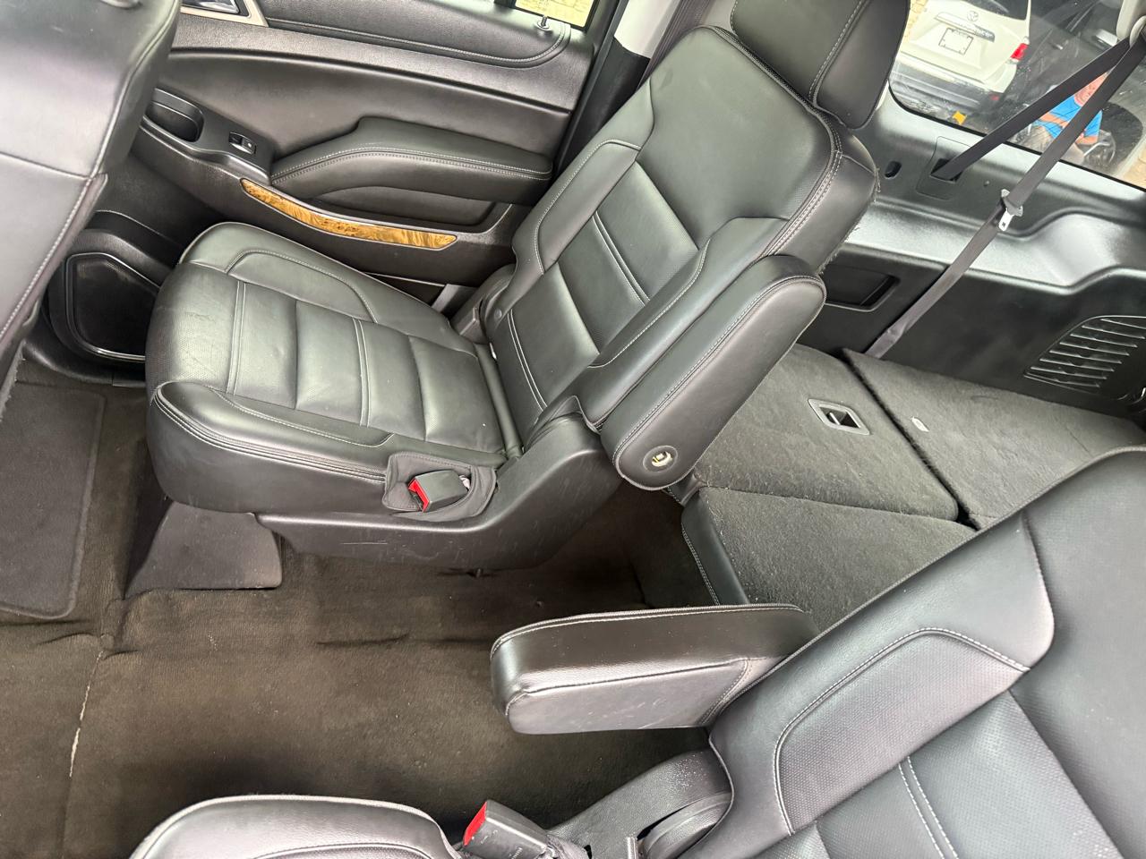 GMC Yukon XL Denali 4WD 2017
