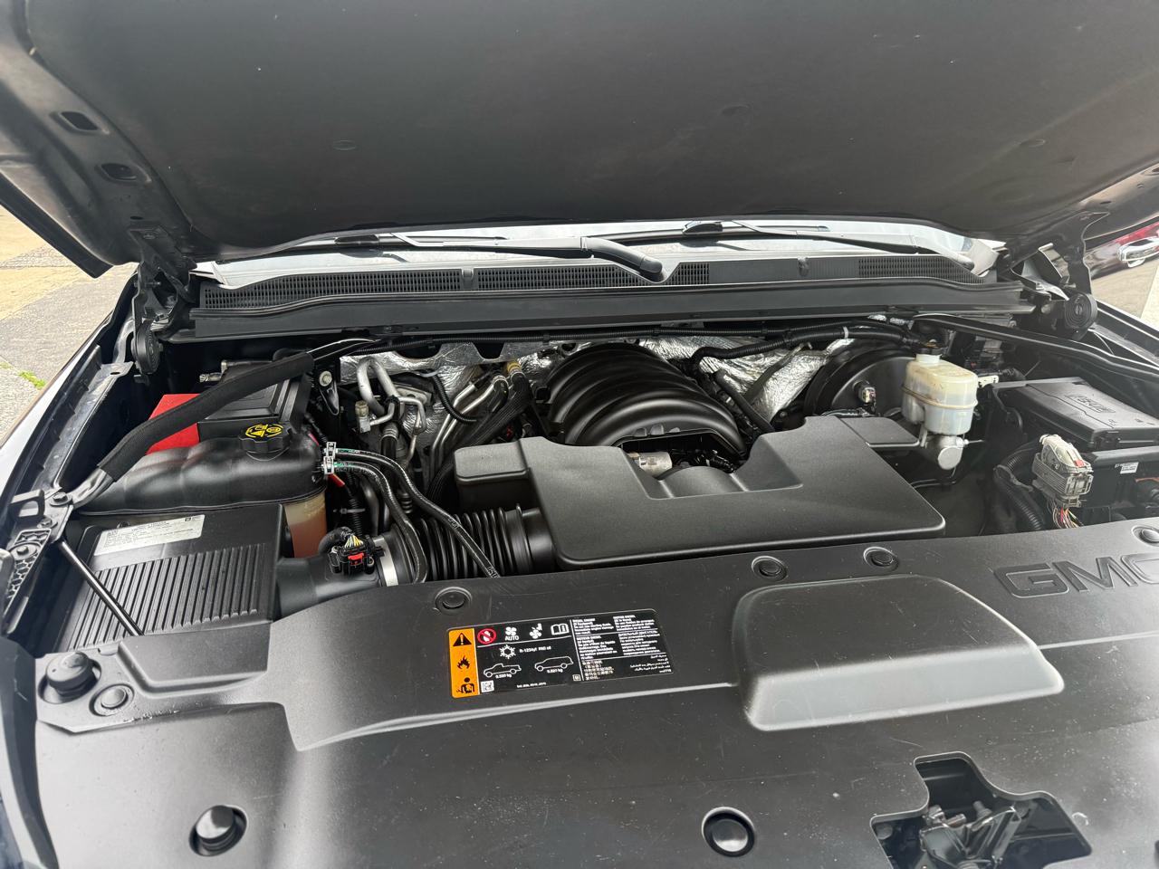 GMC Yukon XL Denali 4WD 2017