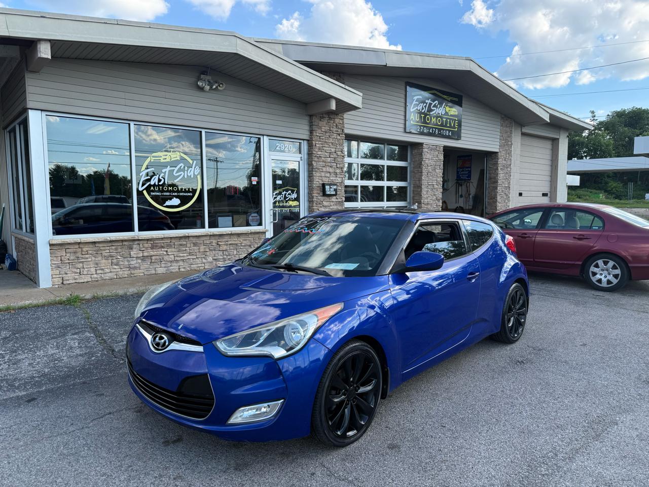 Hyundai Veloster Base 2013