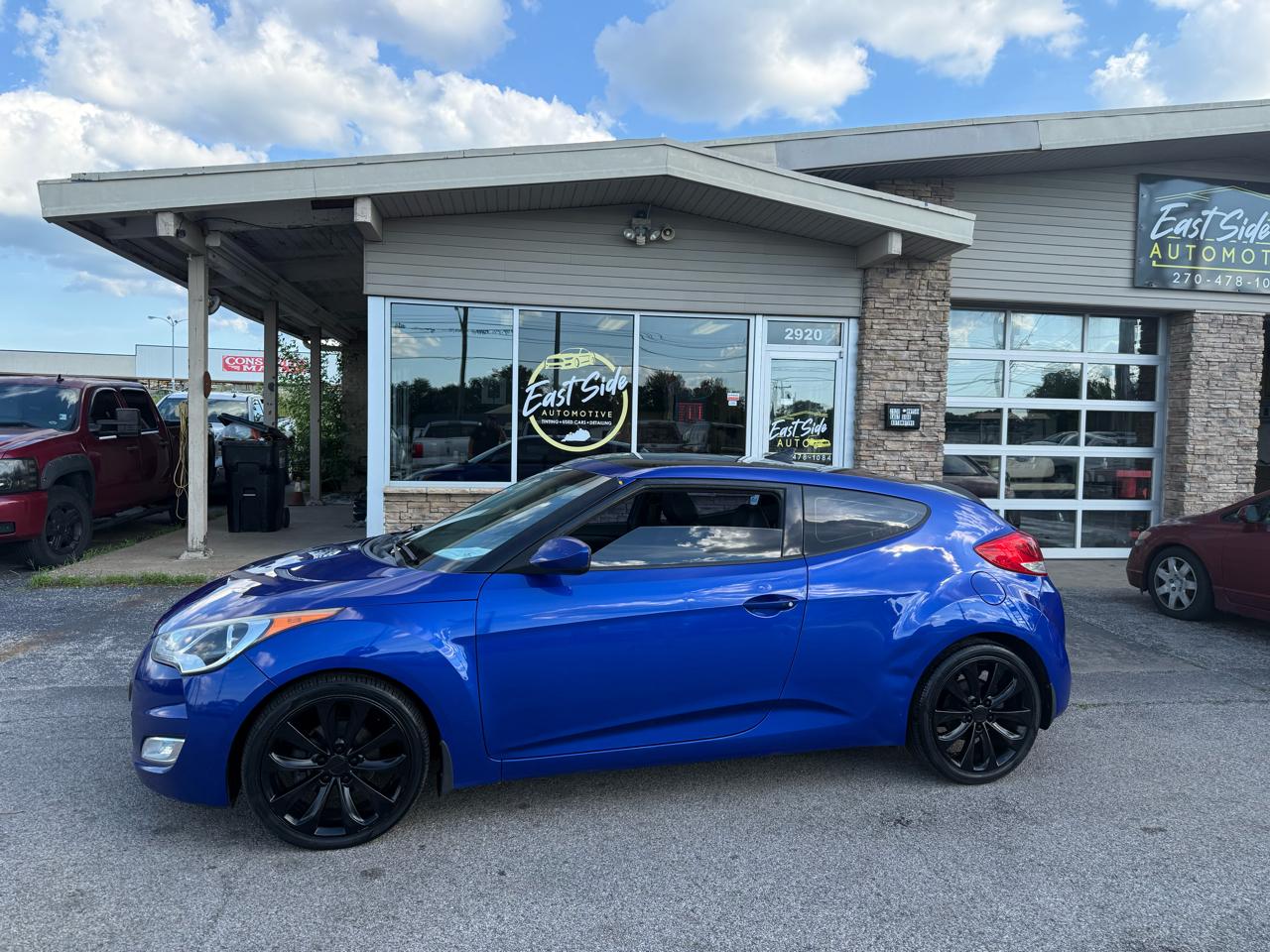 Hyundai Veloster Base 2013