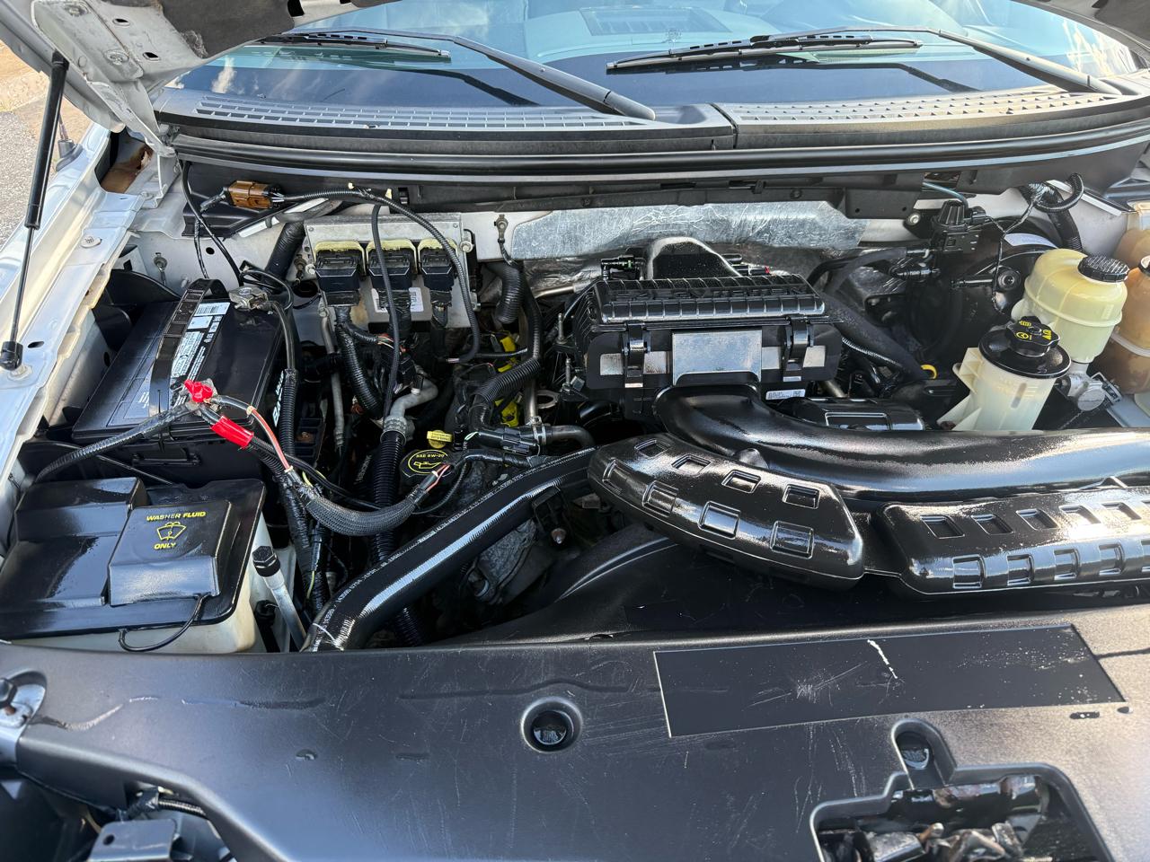 Hyundai Veloster Base 2013