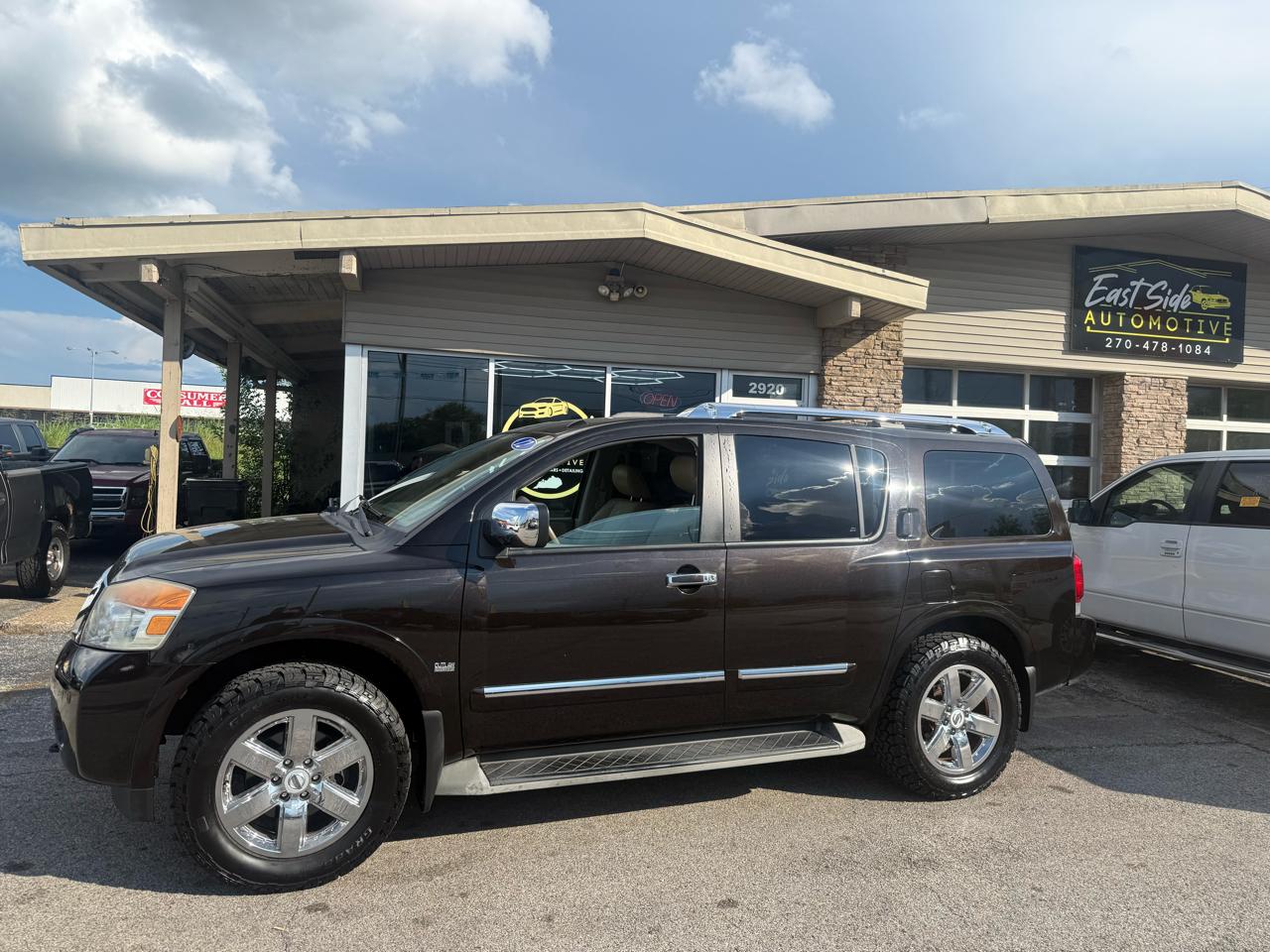 Nissan Armada Platinum 4WD 2012