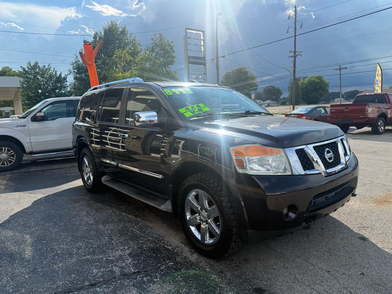Nissan Armada Platinum 4WD 2012