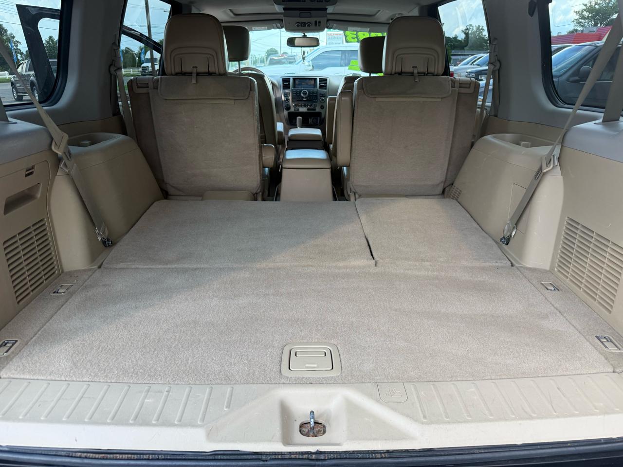 Nissan Armada Platinum 4WD 2012