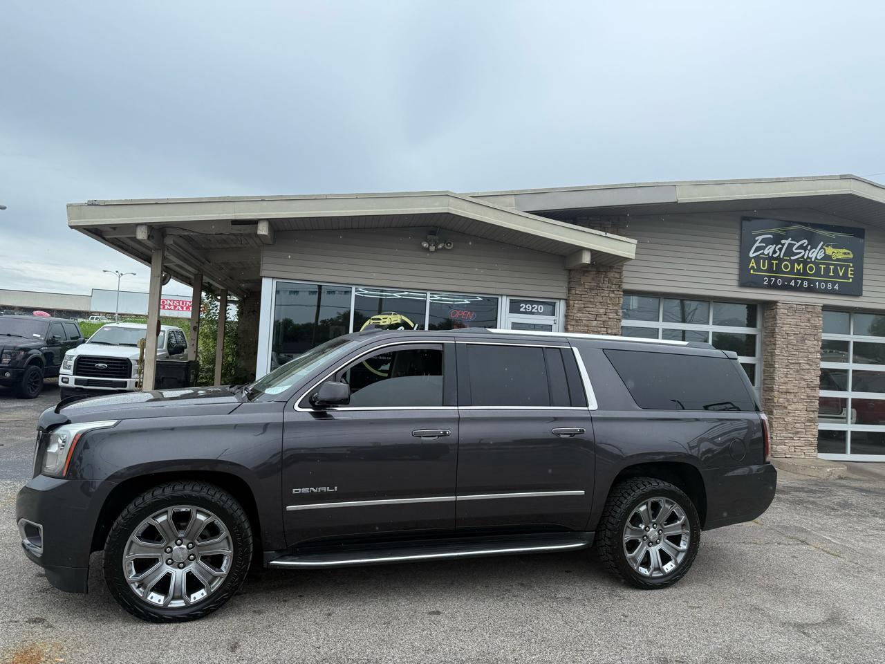 GMC Yukon XL Denali 4WD 2016