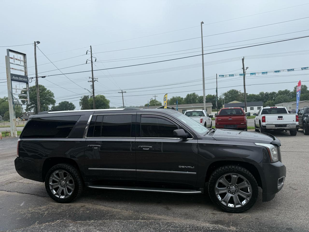 GMC Yukon XL Denali 4WD 2016