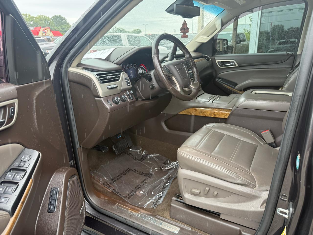 GMC Yukon XL Denali 4WD 2016