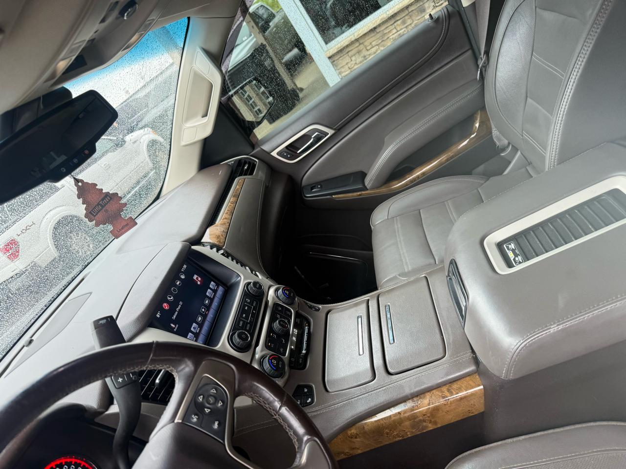 GMC Yukon XL Denali 4WD 2016