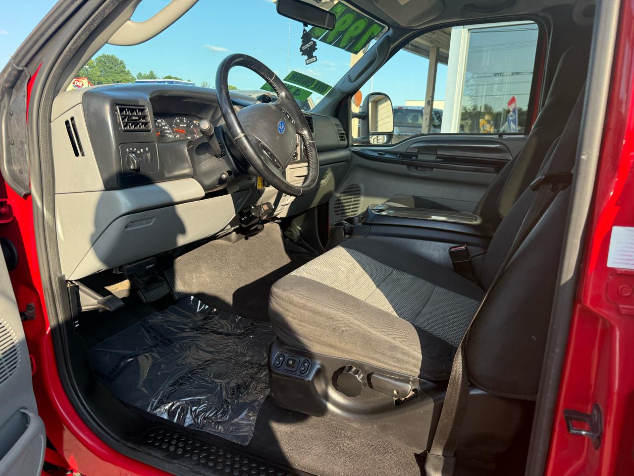 Ford F-250 SD Lariat Crew Cab Long Bed 4WD 2004